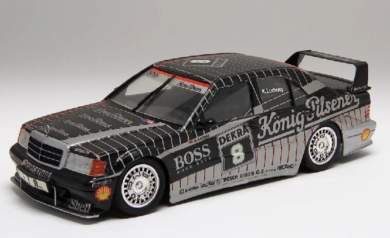 1/24 Mercedes-Benz 190E 2.5-16 Evolution II Boss Ver. Plastic Model Kit