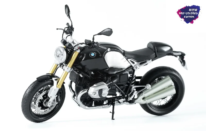 1/9 BMW R nineT (Pre-Coloured Edition) Plastic Model Kit