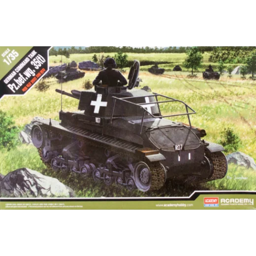 13313 1/35 German Command Tank Pz.Bef.Wg 35T Plastic Model Kit