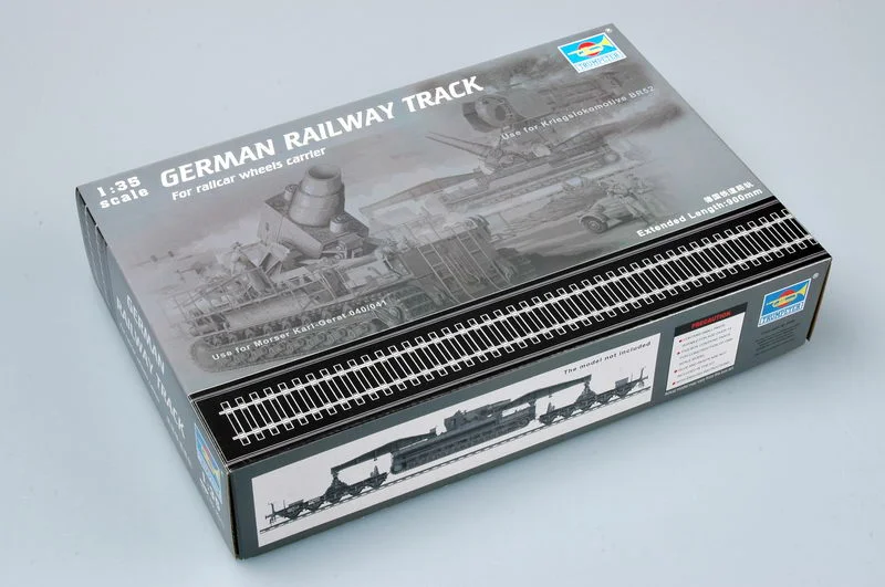 00213 1/35 German Railway Track Set Plastic Model Kit